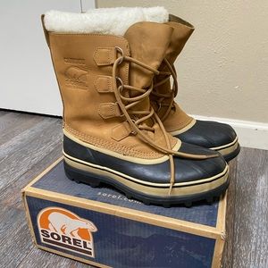 Sorel Women’s Caribou Boots Size 9